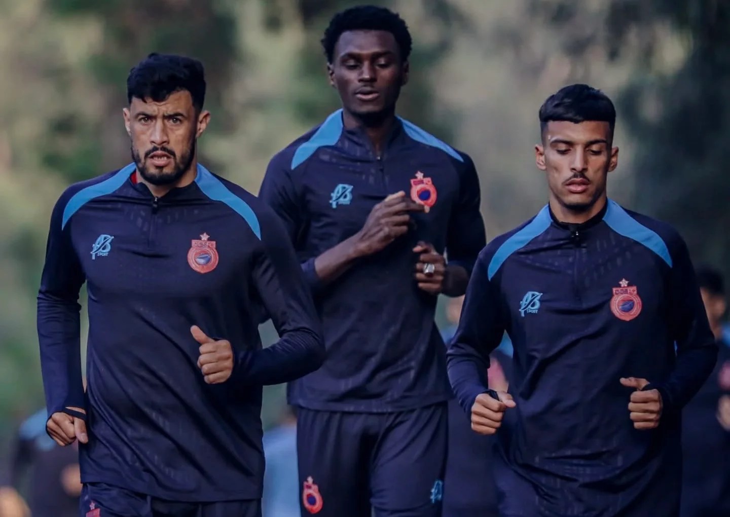 أولمبيك أسفي يستعد في الدار البيضاء لمواجهة اتحاد الجزائر