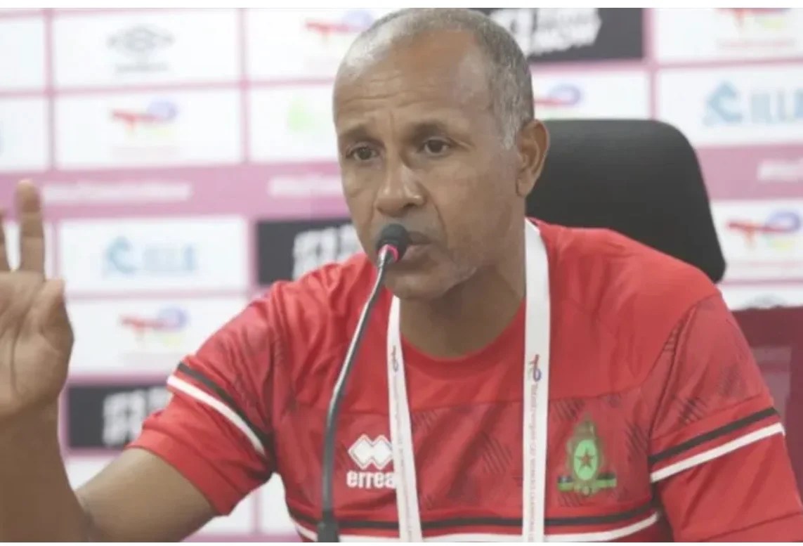 عبدالله عبدتموه يتولى تدريب فريق في قسم الهواة