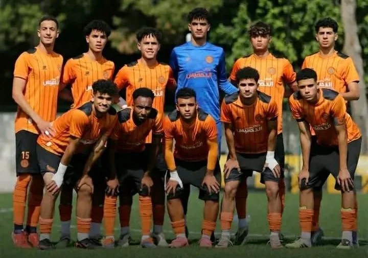 نهضة بركان يتوج بلقب البطولة الوطنية