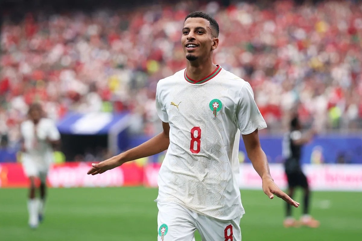 خلاف وحيد يفصل أوناحي عن الإنتقال إلى الدوري السعودي