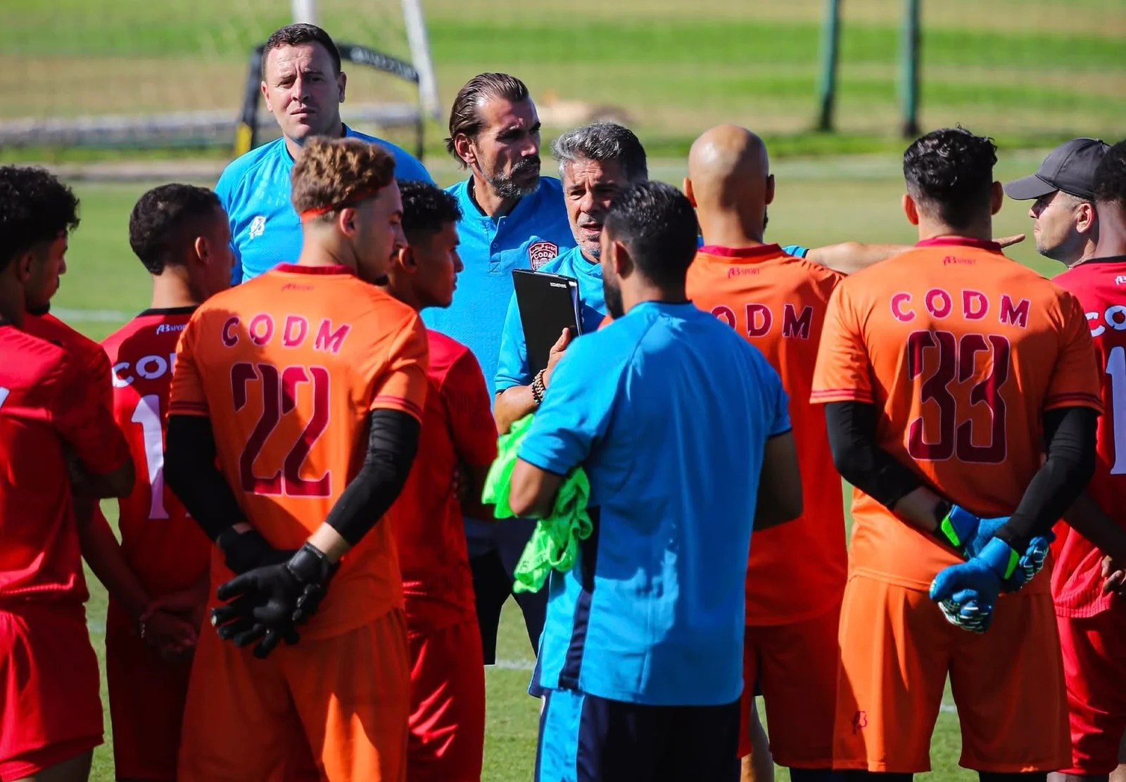 النادي المكناسي يحسم صفقة تعاقده مع رجاويين سابقين