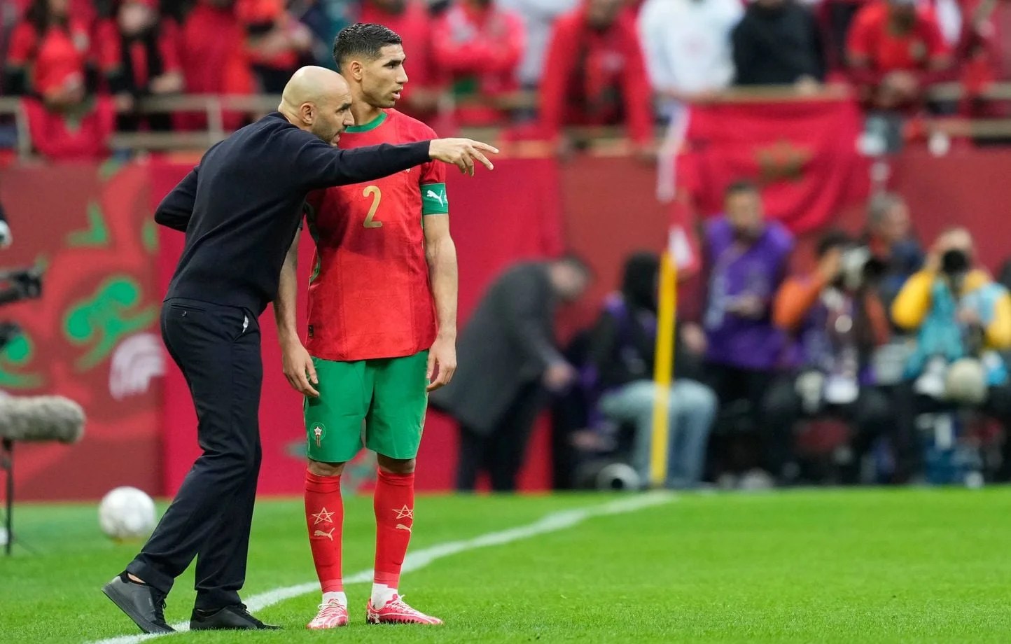 الركراكي: الدارجة المغربية ساعدتني على توحيد &ldquo;فيستيار&rdquo; المنتخب