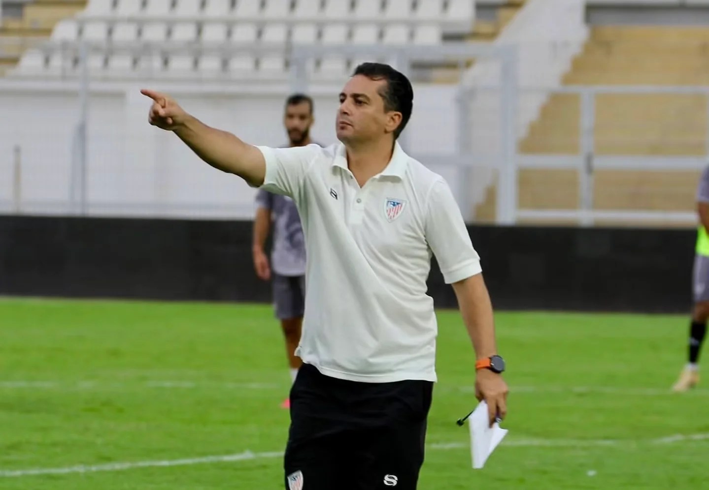 الفيفا تتشبث بتطبيق المنع على المغرب التطواني وتتجاهل طلب اللجنة القانونية الفيفا تتشبث بتطبيق المنع على المغرب التطواني وتتجاهل طلب اللجنة القانونية