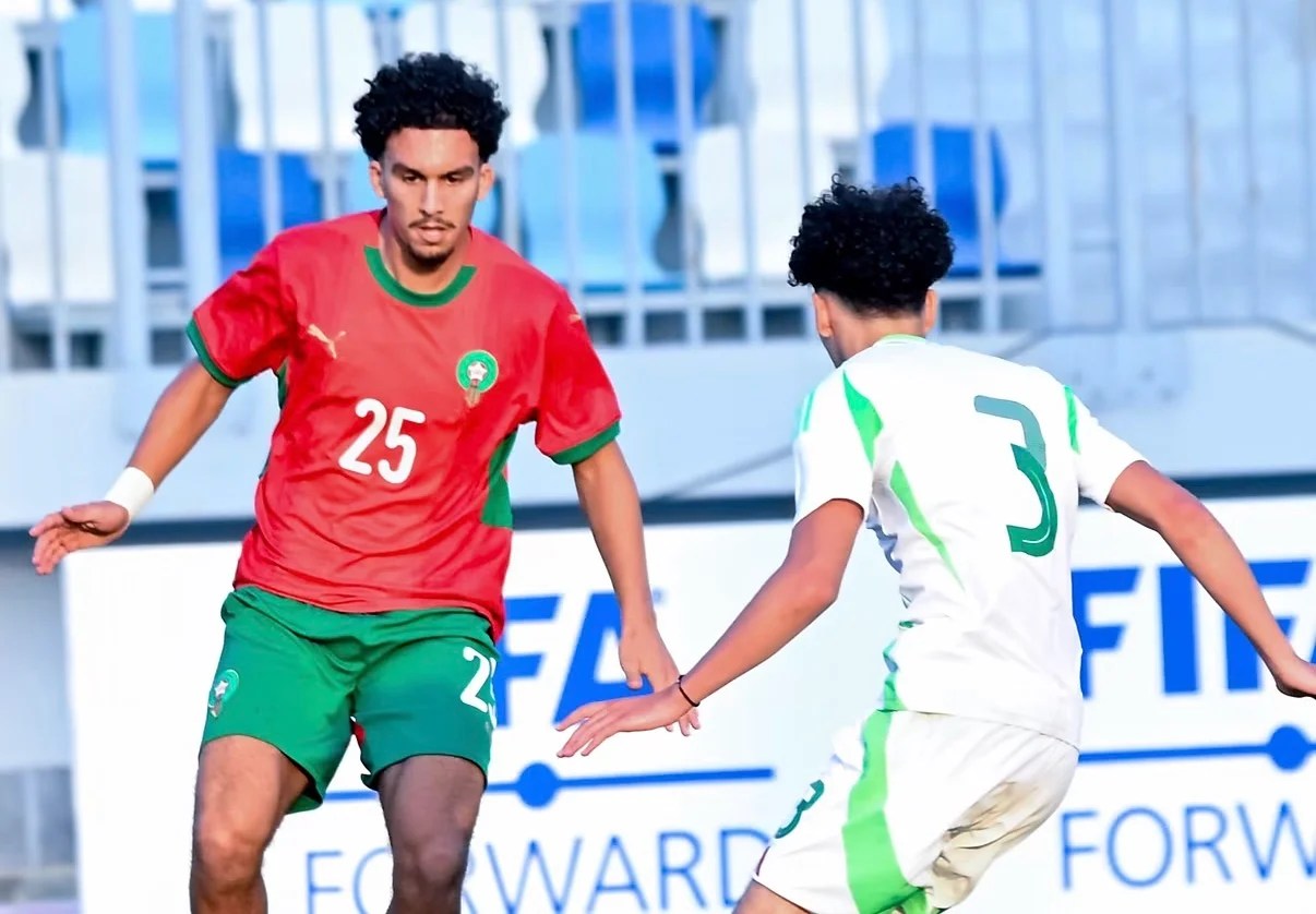 المهاجم المغربي سامي بوهودان يقدم اعتذاره للمنتخب الجزائري