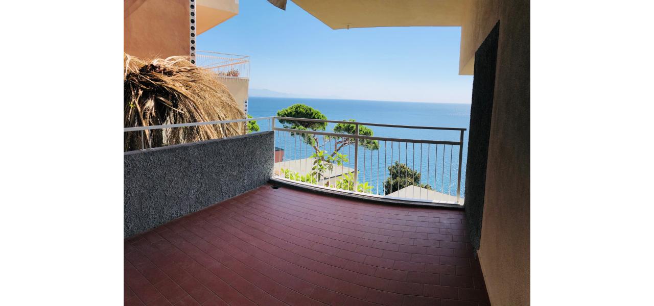 Immobile Vista Mare Via Della Costa Arenzano - Studio Alpha Immobiliare Arenzano E Cogoleto 600_x_1280_jpg