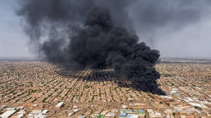 مليشيا الدعم السريع الإرهابية تواصل استهداف للأحياء السكنية بأمدرمان