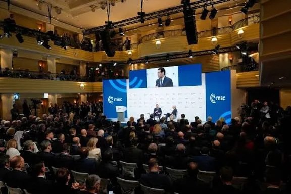 ضغوط بريطانية تجاه الإمارات