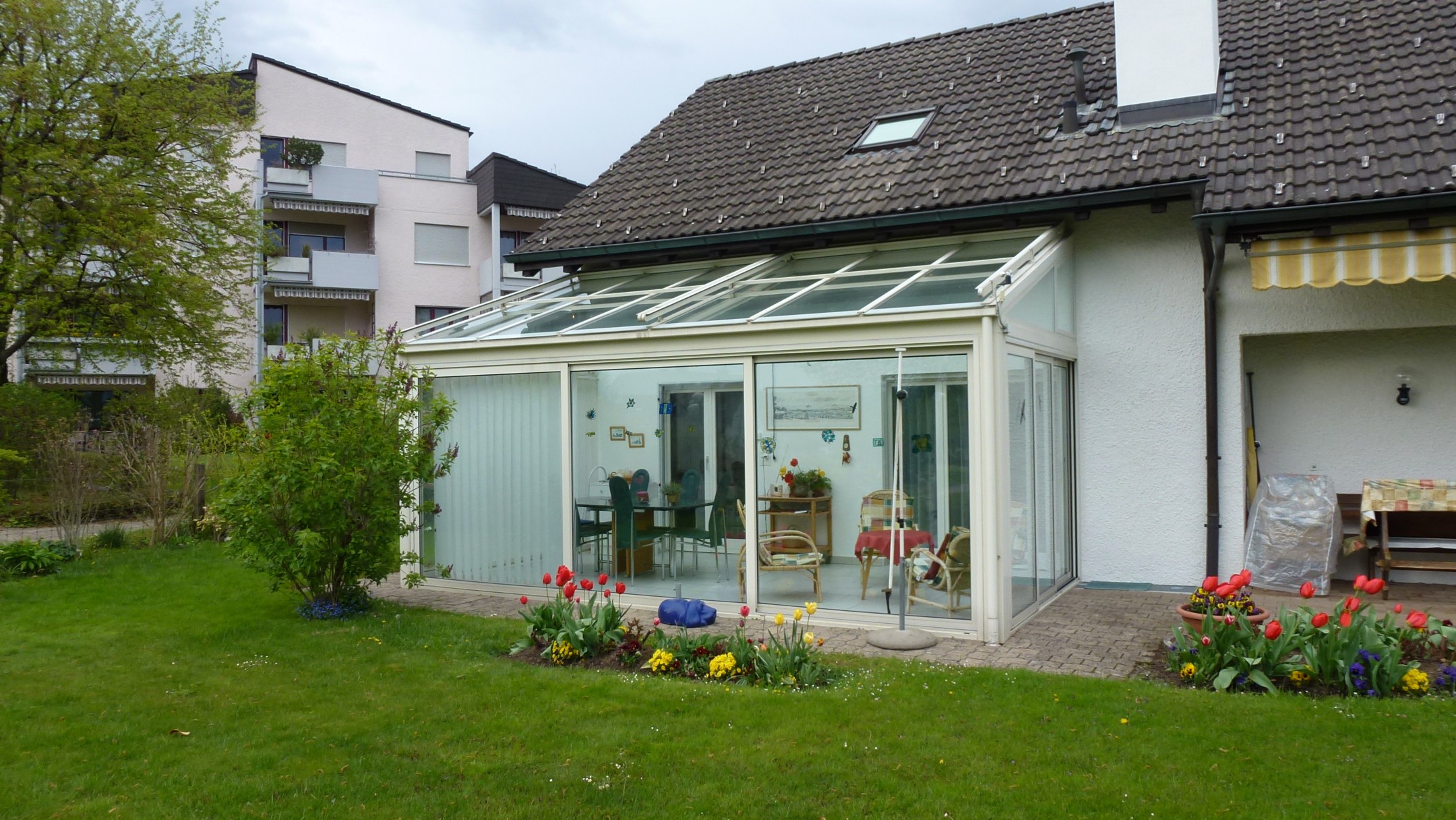 12+ Awesome Sonnenstoren Markisen - Lamellenstoren - WOLF Storen AG, Sonnen- und Wetterschutz : Von sonnenstoren bis zum terrassendach fertigen wir ihre markise und glasdachsystem auf mass.