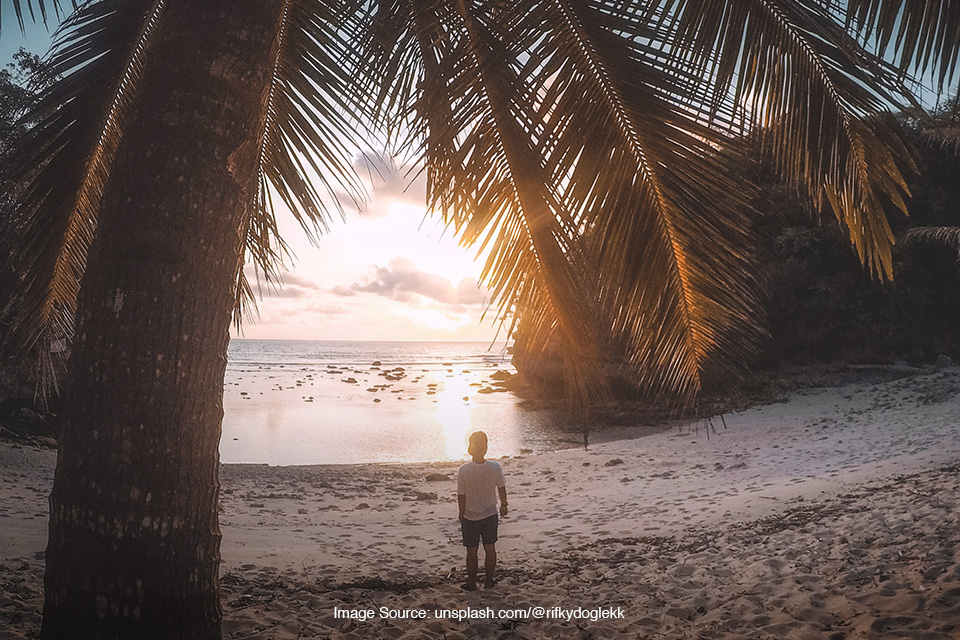Download the perfect open source pictures. Tips Aman Biar Traveling Ke Pantai Terasa Menyenangkan Superlive