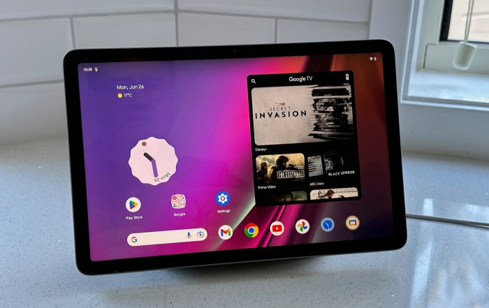 Is tablet better or laptop