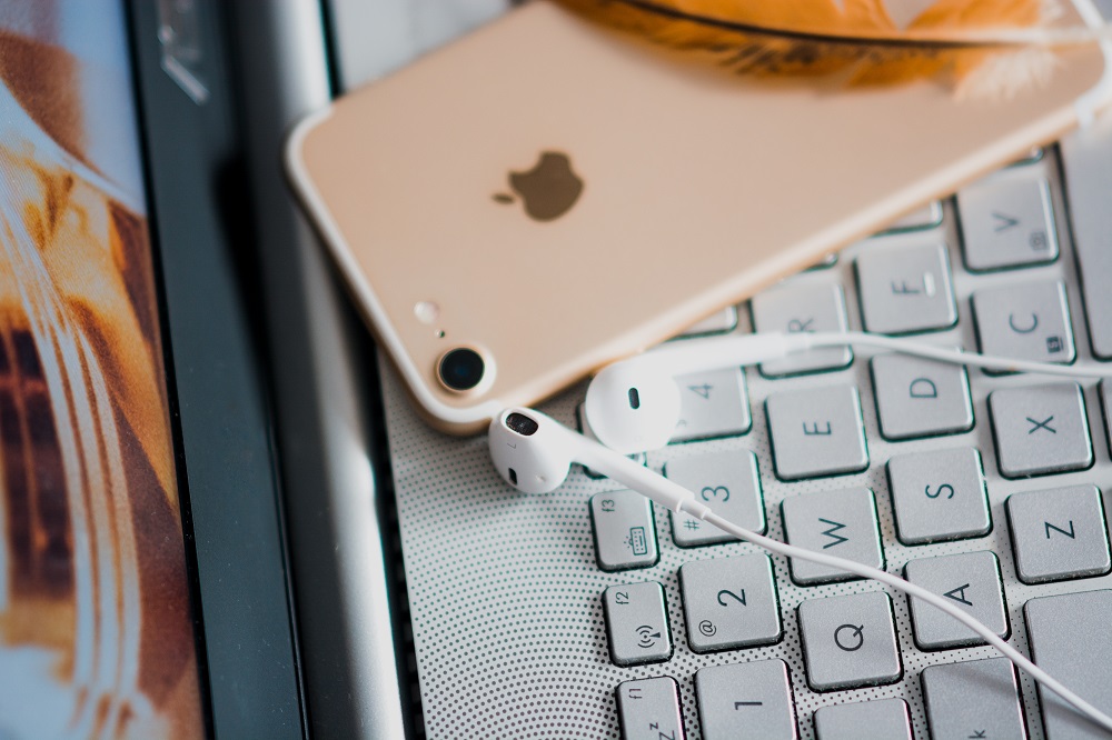 How To Monitor Network Traffic on Your iOS Device