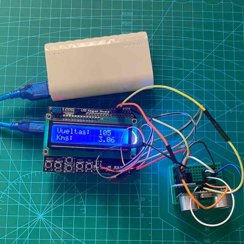 Contador de vueltas con Arduino (Arduino Lap Counter) 2 Contador de vueltas en Arduino con pantalla LCD y sensor de ultrasonidos