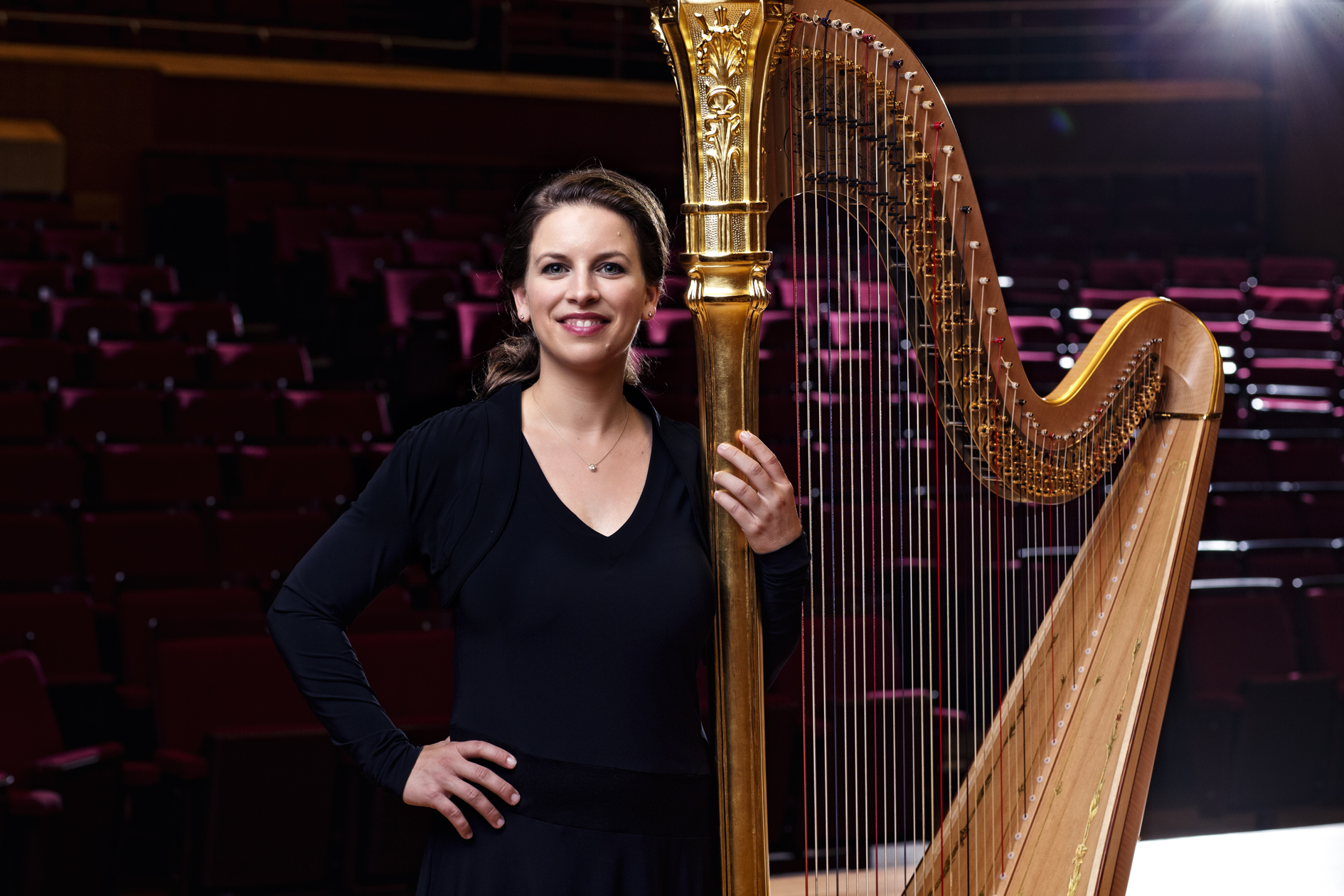 Danke dafür, dass wir nochmal so richtig loslegen . Teresa Zimmermann | Harfe