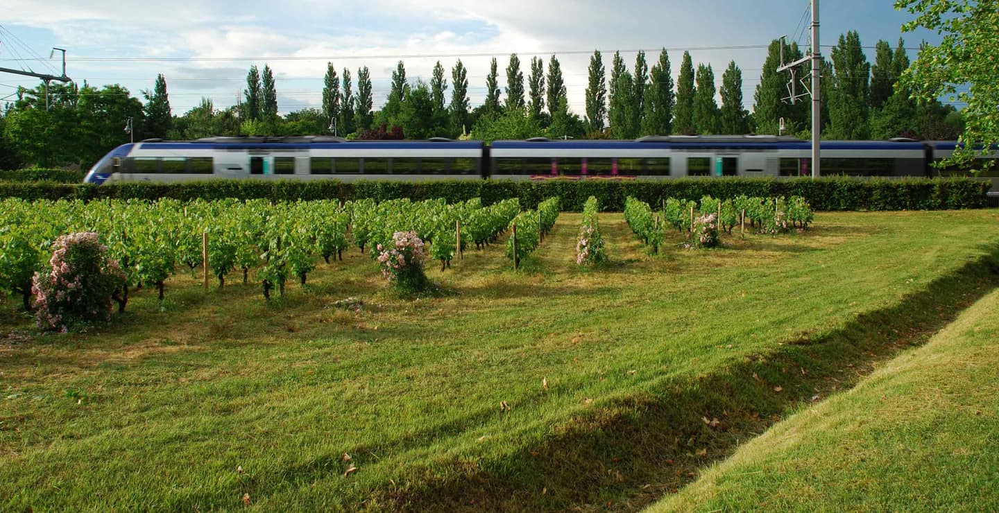 You should count on average 04h29 of journey to go from strasbourg to lyon by train. Sncf Trains Buy Sncf Train Tickets For France Online Trainline