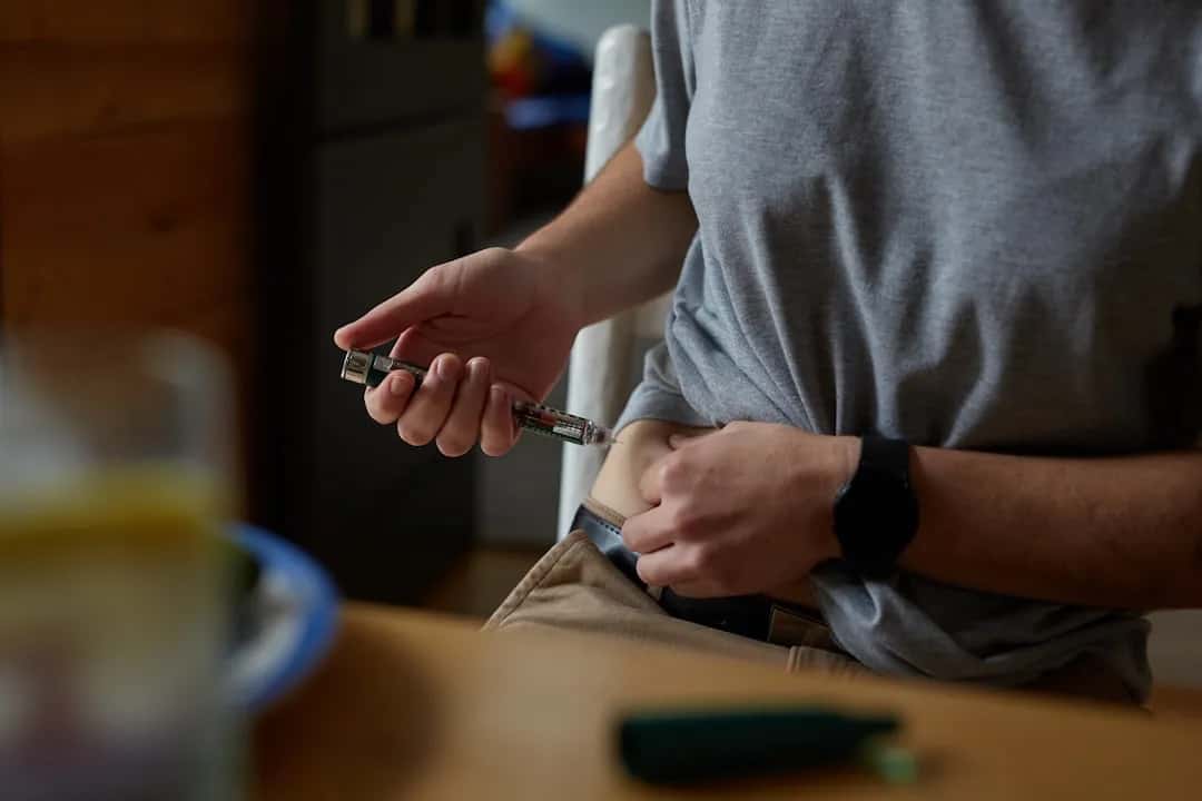 রোজ রোজ সুচ ফোটানোর দিন শেষ! ডায়াবেটিস রোগীদের জন্য এল সপ্তাহে মাত্র একবার নেওয়ার ইনসুলিন! – এবেলা