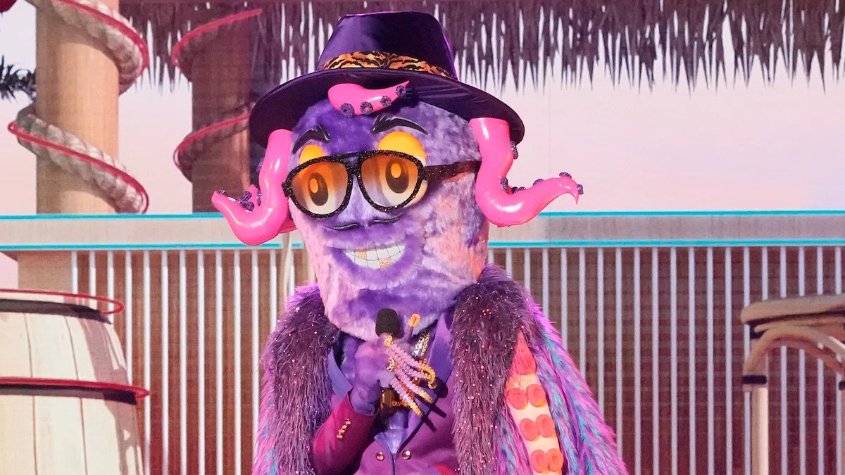 Cover your favorite korean songs using your diy mask. Masked Singer Octopus On How Designer Made Show S Tallest Ever Costume For Him