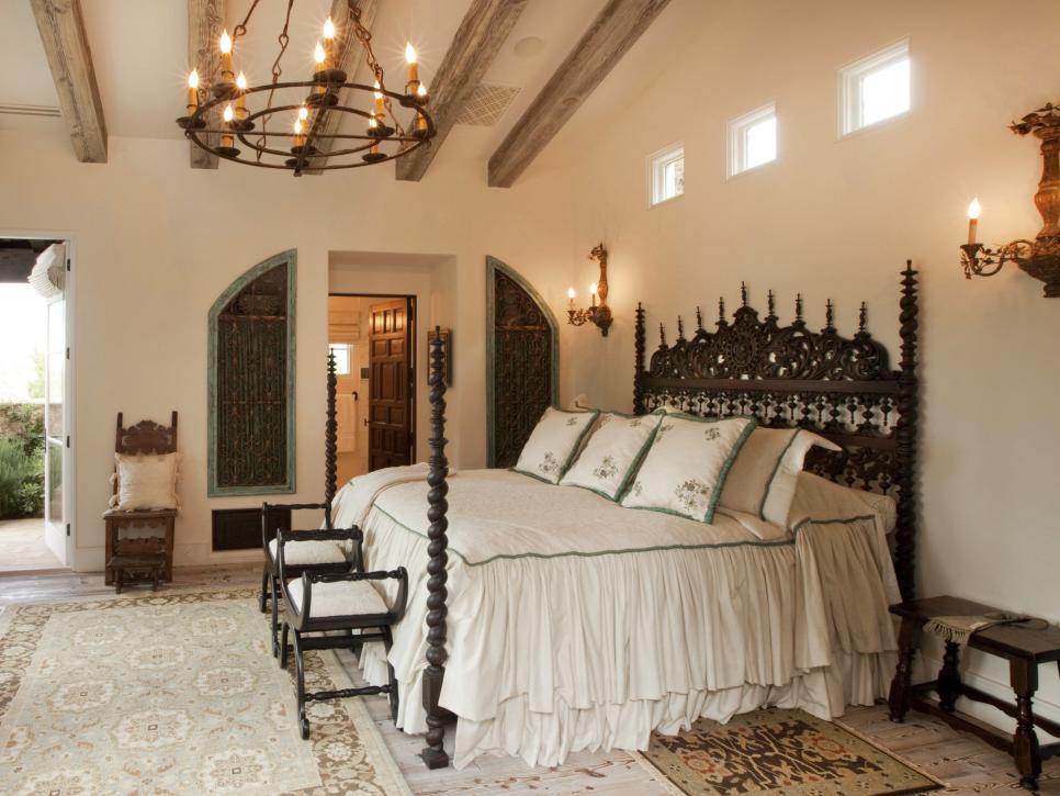 Old World Bedroom - ThirdShift Vintage Blog