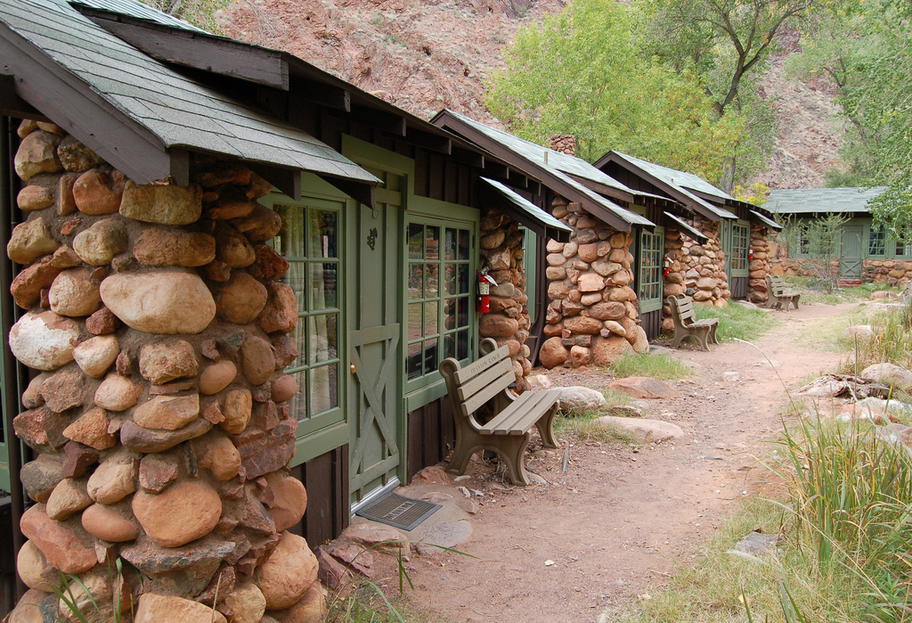 10+ Inspirational Rim Rock Dogwood Cabins / Shawnee National Forest Treehouse with Hot Tub : Nice creek and forest hike.