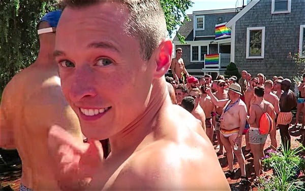 Davey Wavey carnival