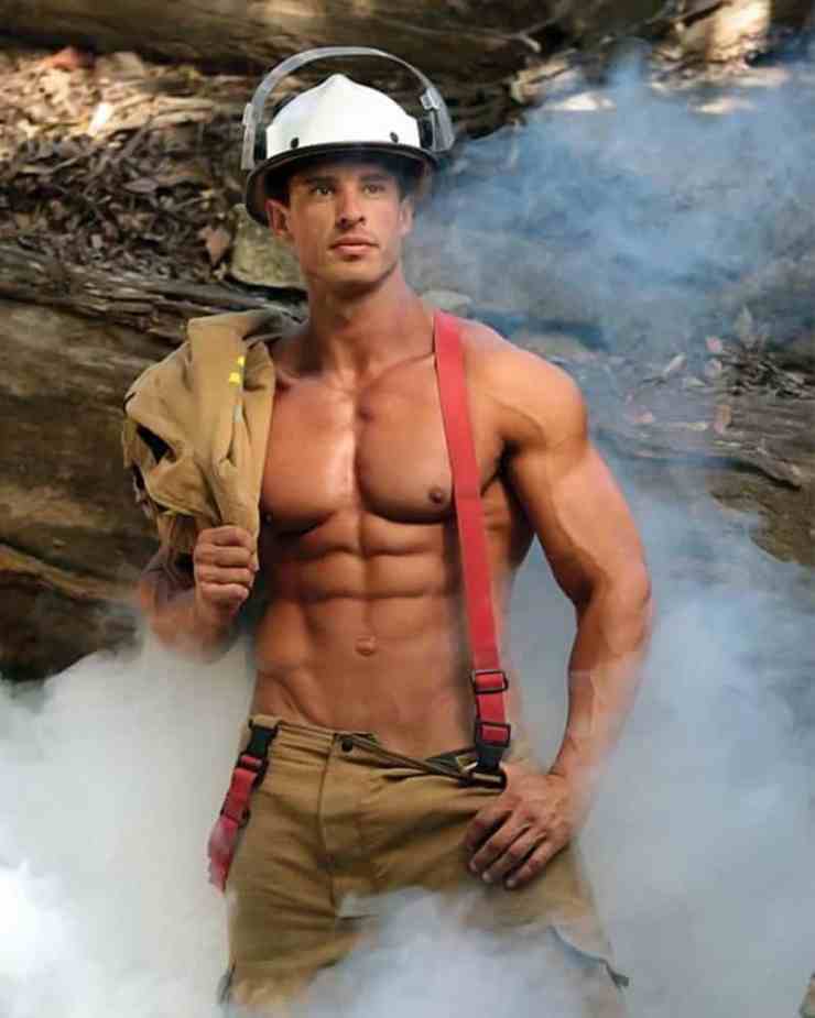 firemen11.jpg?resize=740%2C925