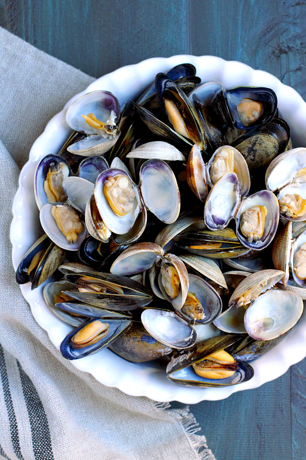 Melanie radzicki mcmanus the trail starts in a thick jumble of redwood and douglas fir. Fresh Clam and Mussel Stew - Two of a Kind