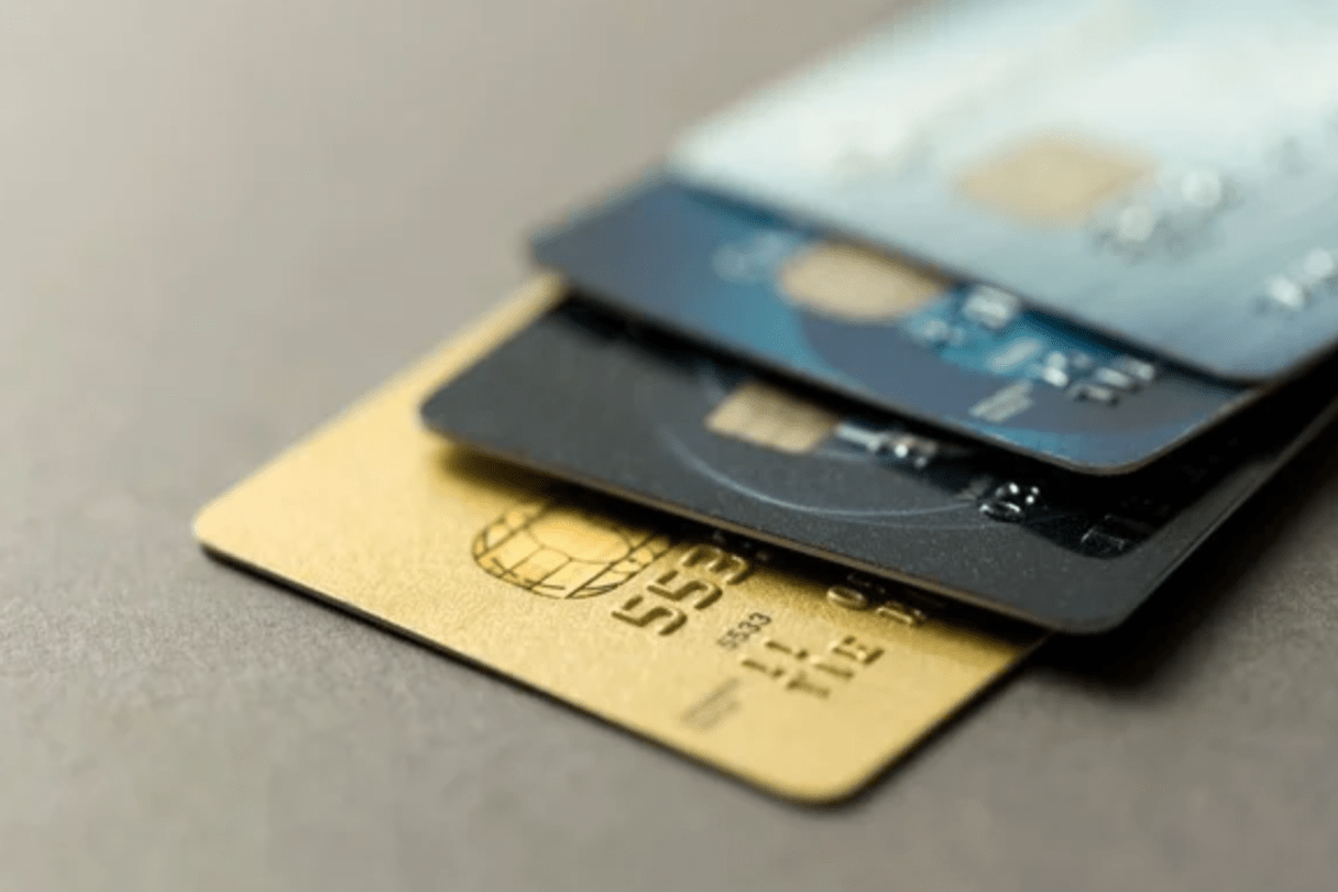 This may include differing underwriting guidelines, product features. Guide To Credit Card Offers From Smaller Banks And Credit Unions Us Credit Card Guide