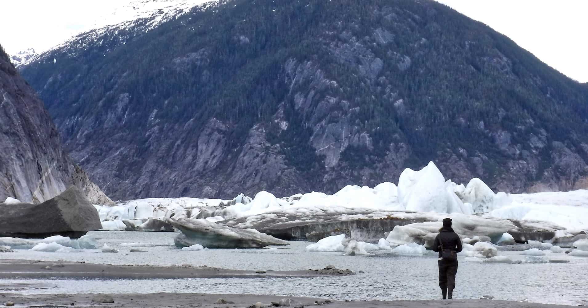 5 Reasons Why Should You Visit Alaska in Spring Valerie & Valise