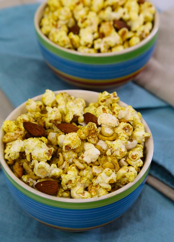 Curry Popcorn and Nuts