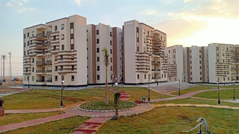 مسئولو الإسكان يتفقدون مشروعات سكن كل المصريين بـ أكتوبر الجديدة