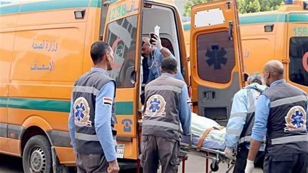 مصرع شخصين وإصابة 11 آخرين في حادث انقلاب بصحراوي المنيا