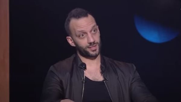 أمير مرتضى يروي قصة المكالمة المسربة مع شقيقه ويكشف مفاجأة عن أيمن عباس (فيديو)