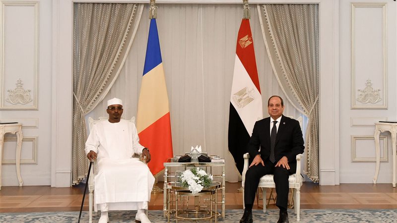 مدينة العلمين الجديدة، السيسي يستقبل رئيس تشاد، يشدد على عمق العلاقات التاريخية بين البلدين.. وحرص مصر على تقديم الدعم الكامل للأشقاء على كل الأصعدة