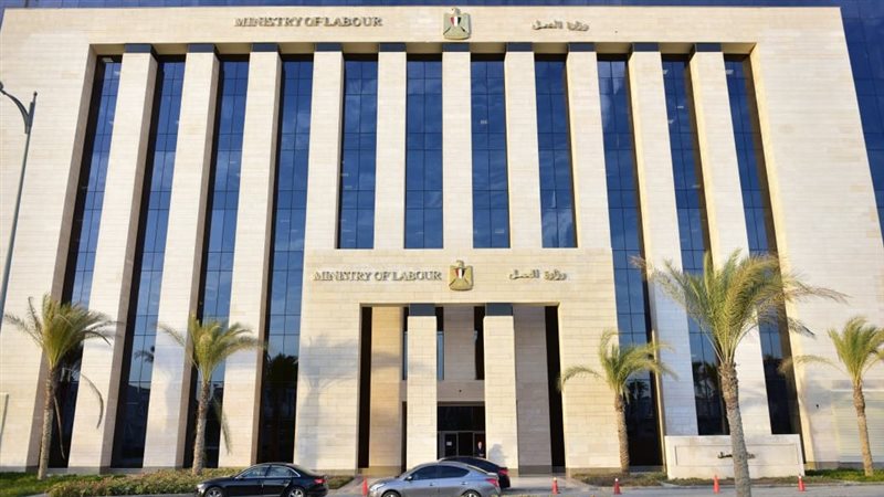 وزير العمل: صرف مستحقات 68 عاملًا بشركة جرين للخدمات المتكاملة