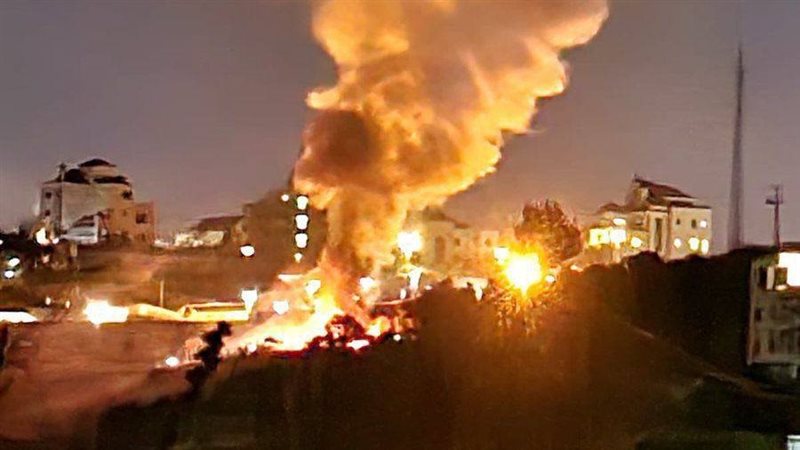  إصابات بين الإسرائيليين بانفجار سيارة مفخخة وإطلاق نار قرب غوش عتصيون شمال الخليل