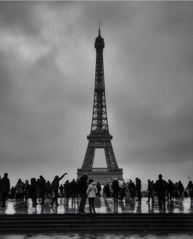 4 Fakta Menara Eiffel, Yang Belum Tentu Anda Tahu! - Vibizmedia.com