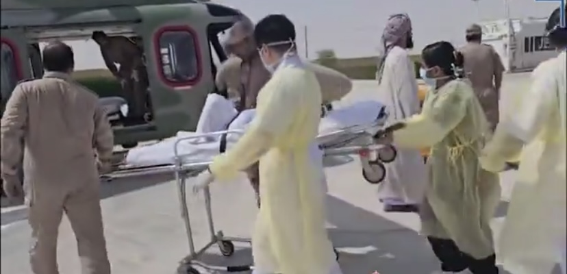 بالفيديو .. إسعاف 3 أشخاص يمنيين بعد تعرضهم لحادث تدهور