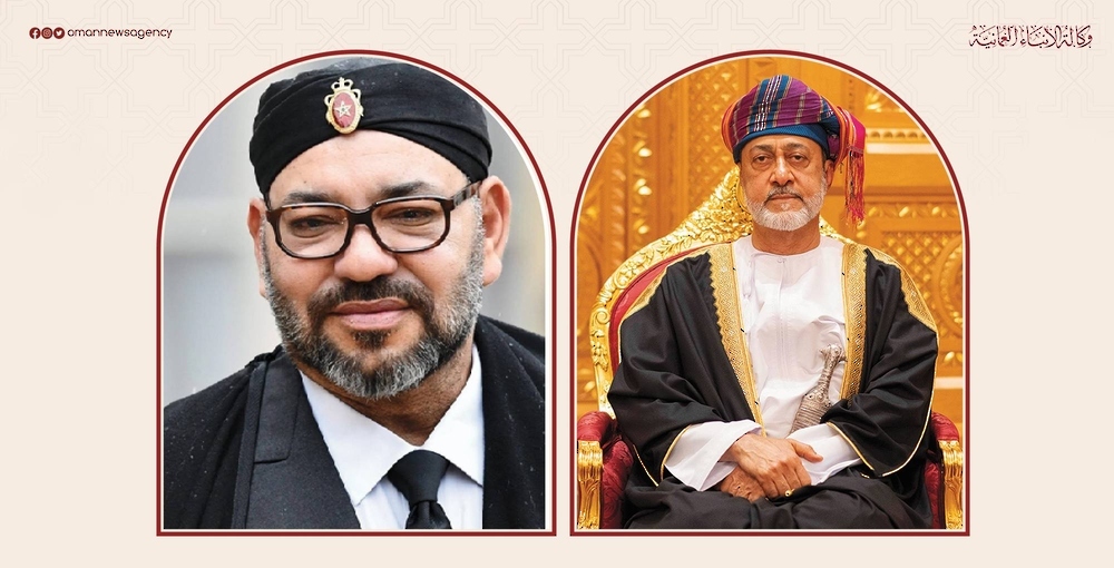 جلالة السلطان المعظم يهنئ ملك المغرب