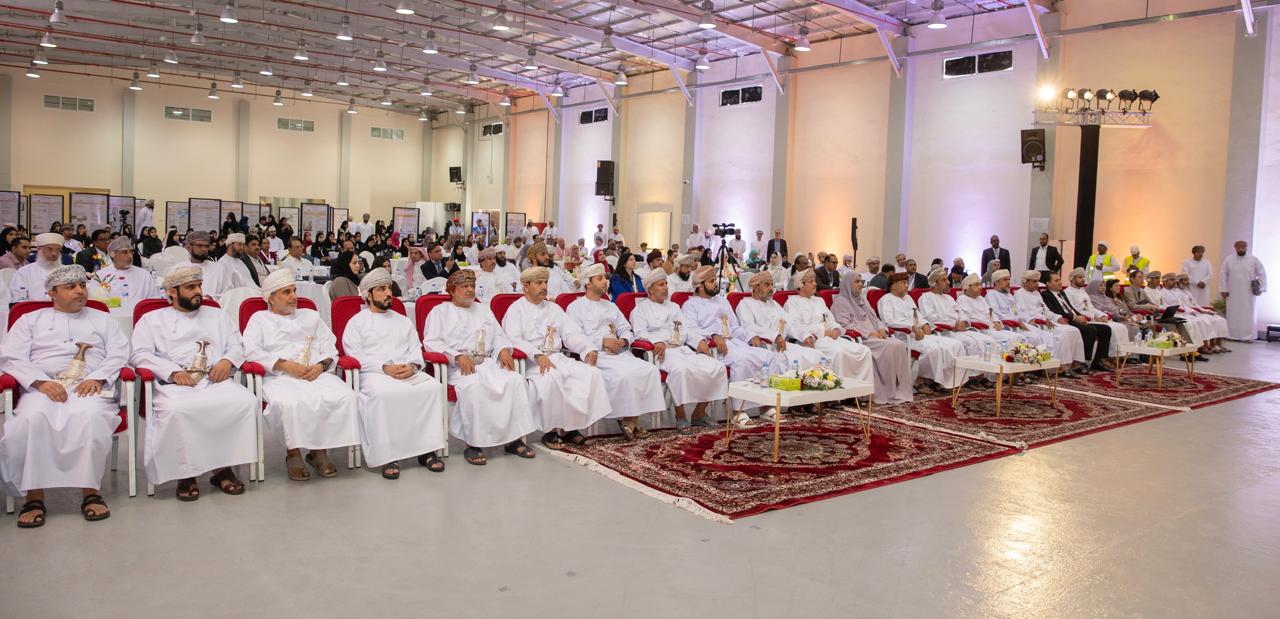 افتتاح أعمال مؤتمر ريادة الأعمال في الشرق الأوسط وشمال أفريقيا بجامعة نزوى