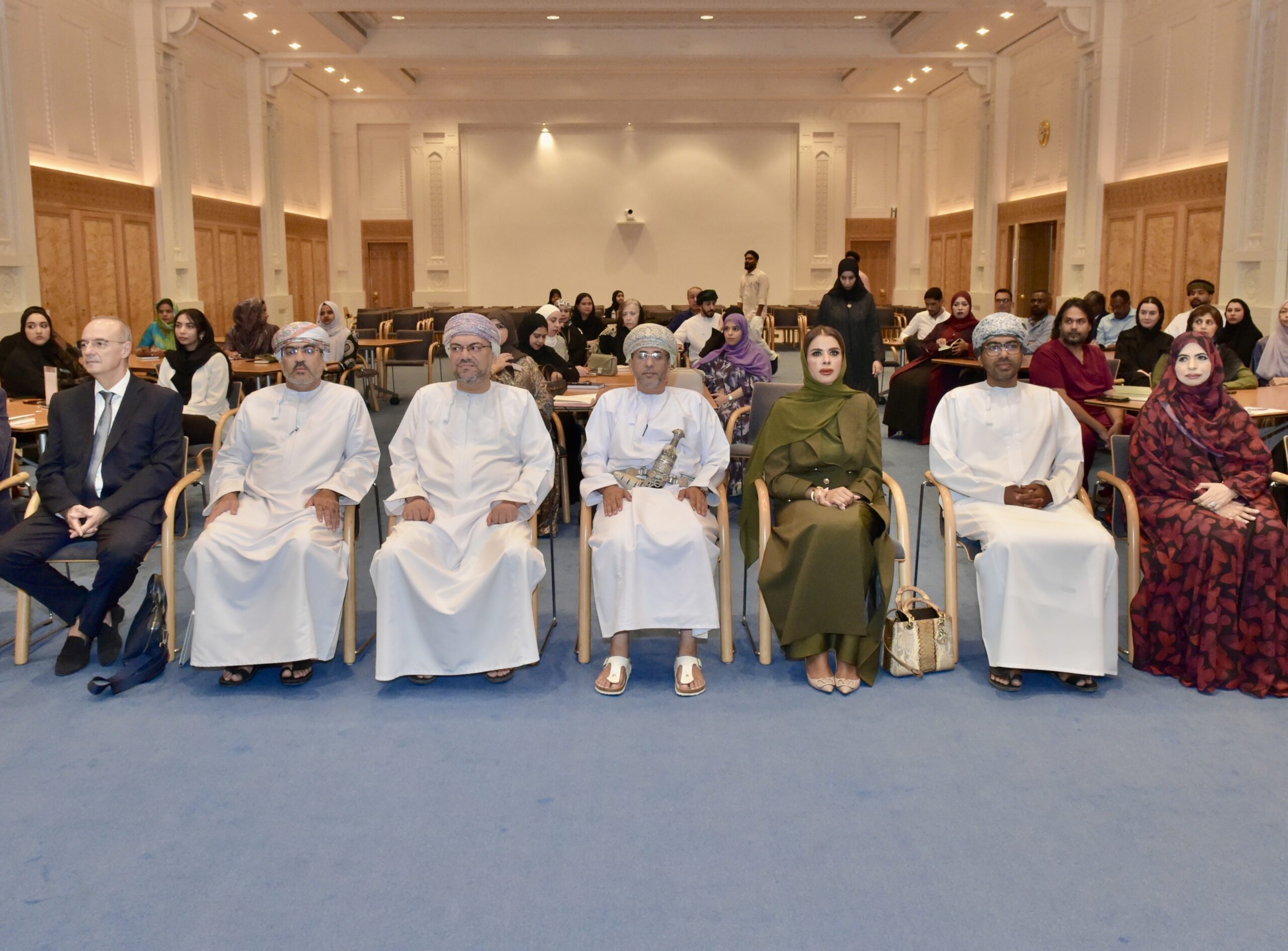 الصحة تُدشّن النظام العُماني لاعتماد المؤسسات الصحية الخاصة