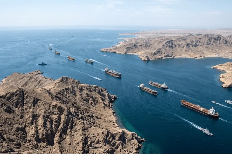 الخارجية الإيرانية: سيتم فرض بدلات لقاء خدمات بحرية على السفن في هرمز