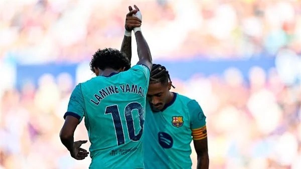 برشلونة يفوز على ليفانتي ويواصل تصدر الدوري الإسباني برشلونة يفوز على ليفانتي ويواصل تصدر الدوري الإسباني