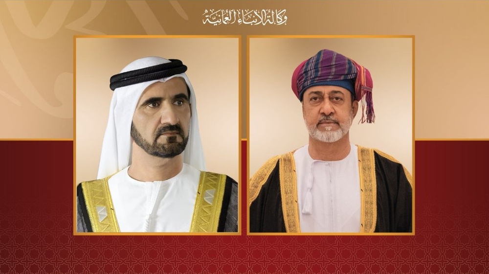 جلالةُ السُّلطان المُعظّم يُعزّي حاكم إمارة دبي جلالةُ السُّلطان المُعظّم يُعزّي حاكم إمارة دبي