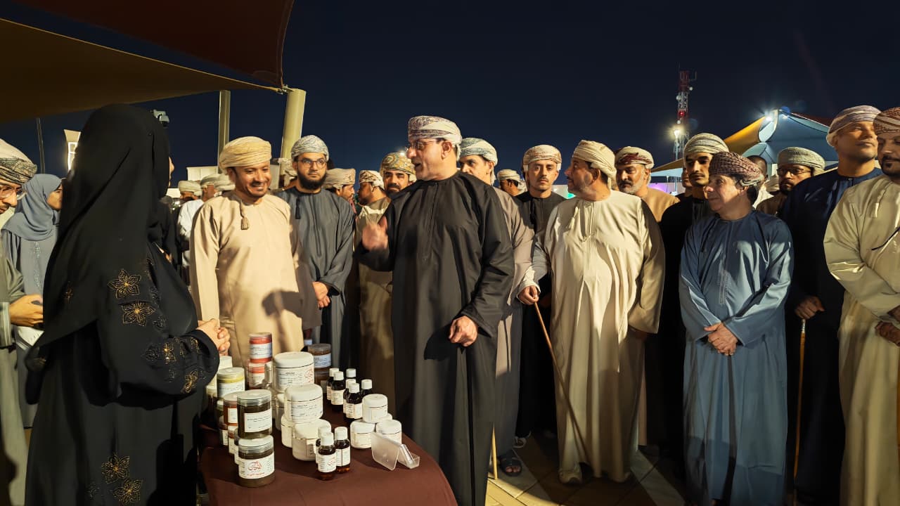 بأكثر من مليوني ريال عُماني.. افتتاح حديقة نزوى العامة بالداخلية