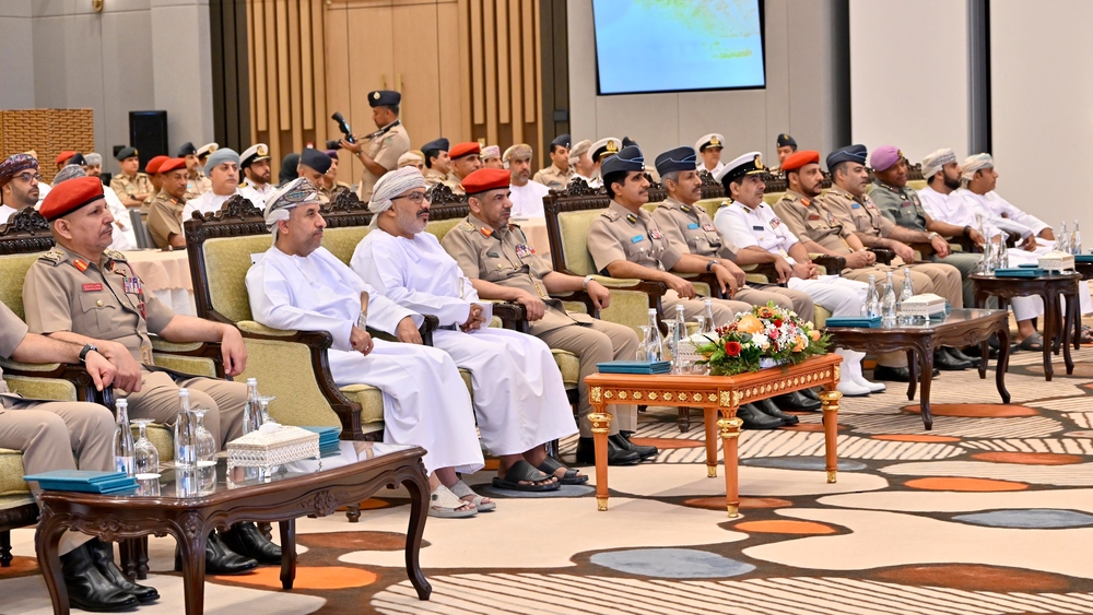 الحرس الثوري الإيراني يعلن غرق سفينة حاويات بعد &laquo;اصطدامها بلغم بحري&raquo; في مضيق هرمز