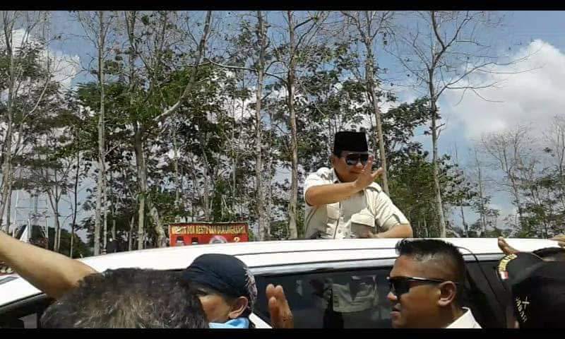 Tidak Hanya Berkunjung Ponpes Suryalaya, Prabowo juga Ziarah ke Makam Abah  Anom | Wartatasik.com