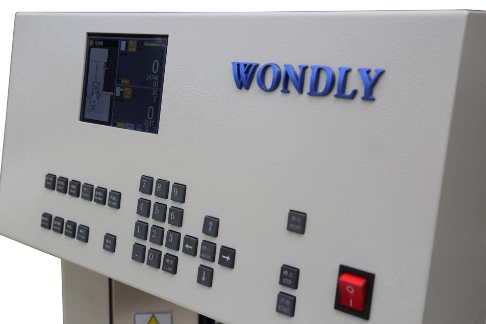 The structure of computer system and operation panel、7 inch touch + button dual function computer