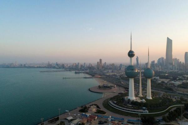 الكويت تتعرض لهجمات إيرانية عنيفة والأردن يعلن إسقاط مسيّرات معادية الكويت تتعرض لهجمات إيرانية عنيفة والأردن يعلن إسقاط مسيّرات معادية
