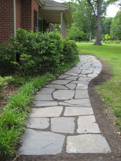 We, at australian paving centre, have gathered years of knowledge from experience. How To Lay A Slate Walkway For Instant Cottage Curb Appeal