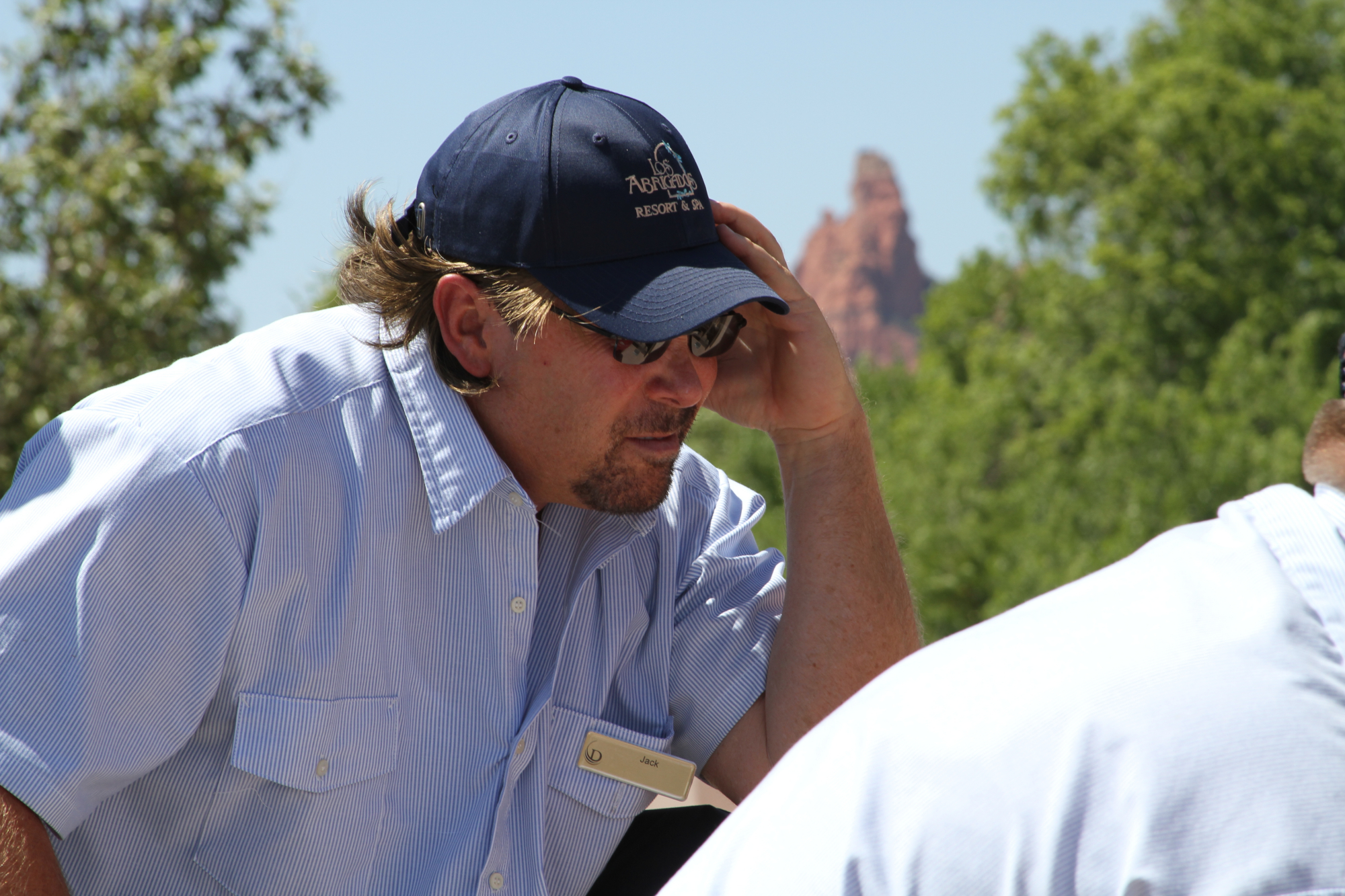 Stefanie gurzanski says her ex is trying to ruin her life. Season 3 Episode 1- Diamond Resorts - Undercover Boss