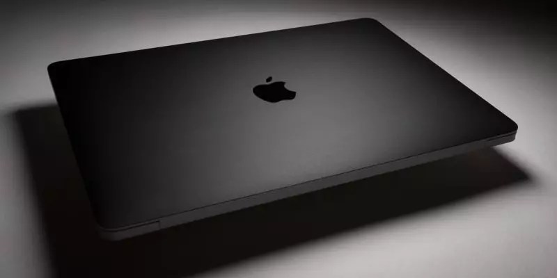 MacBookシリーズで「マットブラック」色、準備中か？アップルが表面